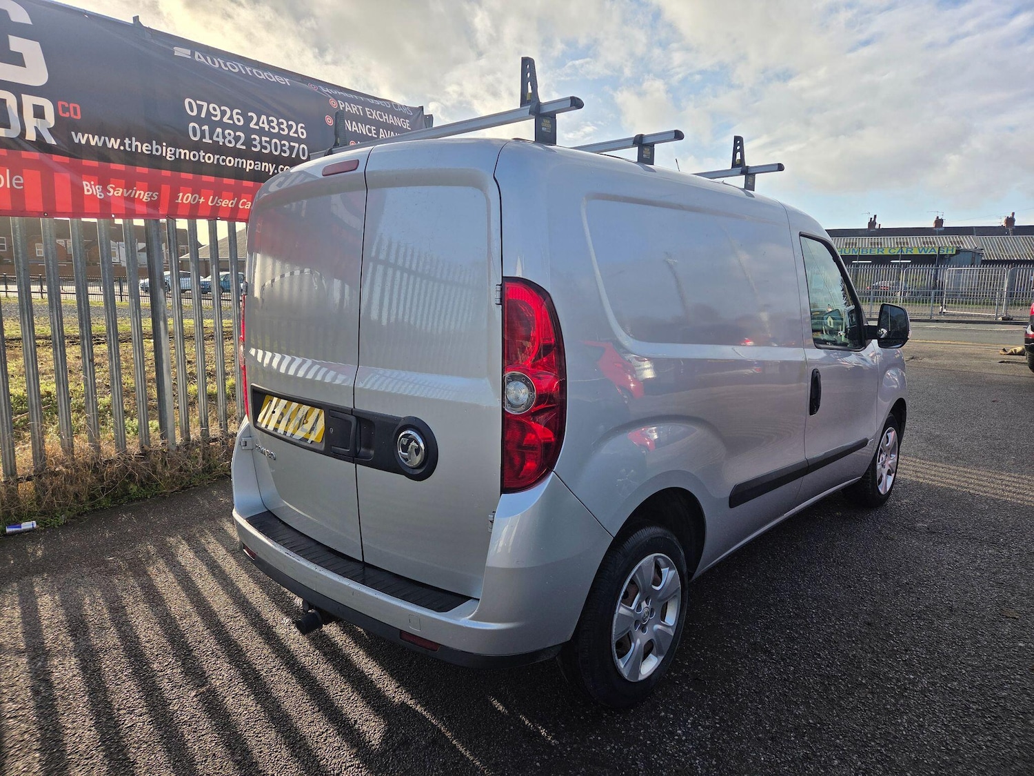 Used Vauxhall Combo 2014 for sale - 76801747: Photo 3