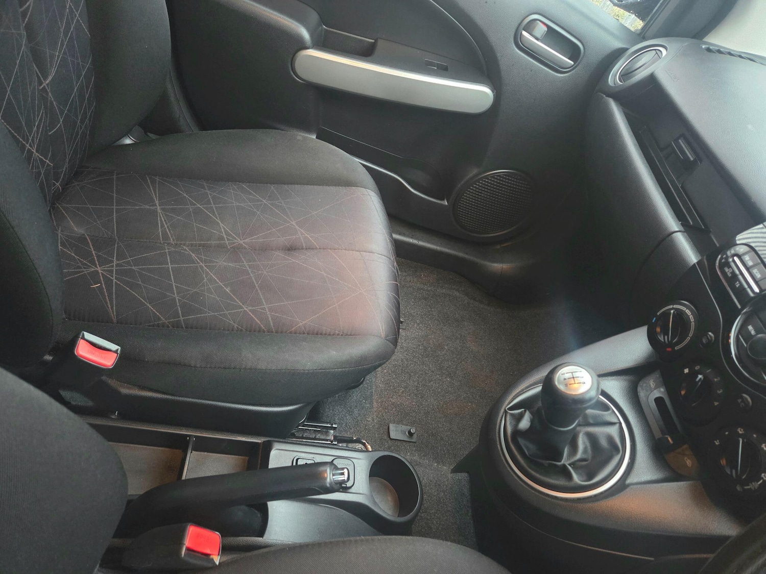 Used Mazda Mazda2 2015 for sale - 76886794: Photo 11