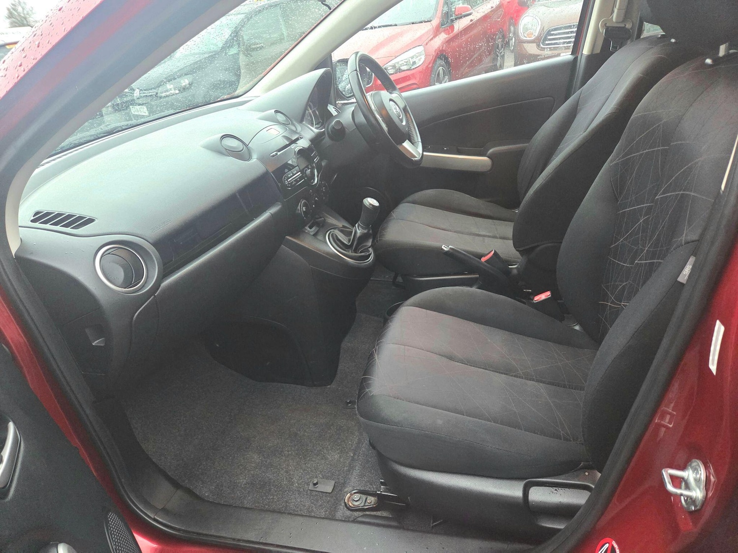 Used Mazda Mazda2 2015 for sale - 76886794: Photo 12