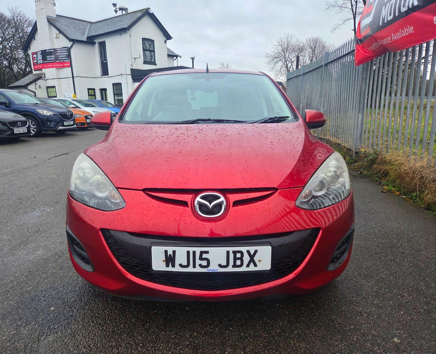 Used Mazda Mazda2 2015 for sale - 76886794: Photo 2