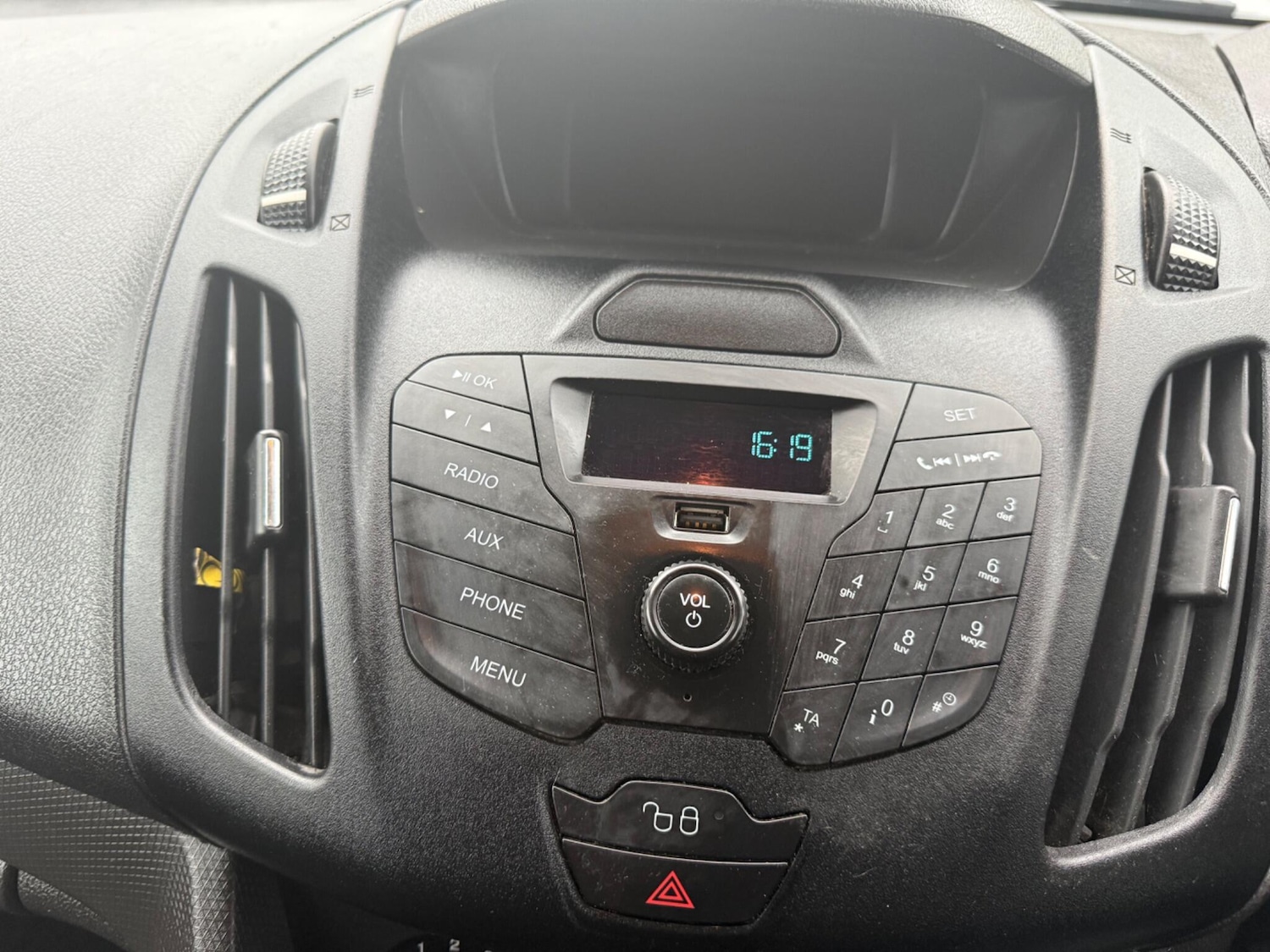 Used Ford Transit Connect 2016 for sale - 76658046: Photo 12