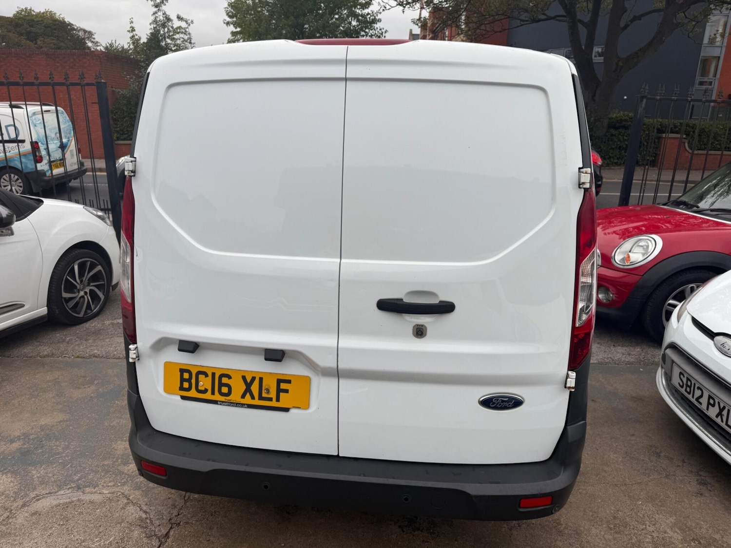 Used Ford Transit Connect 2016 for sale - 76658046: Photo 6