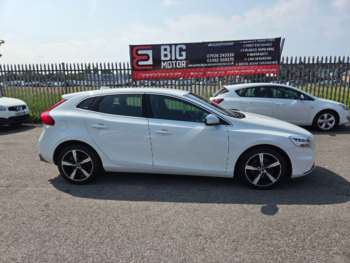 Used Volvo V40 2018 for sale - 74934499: Photo
