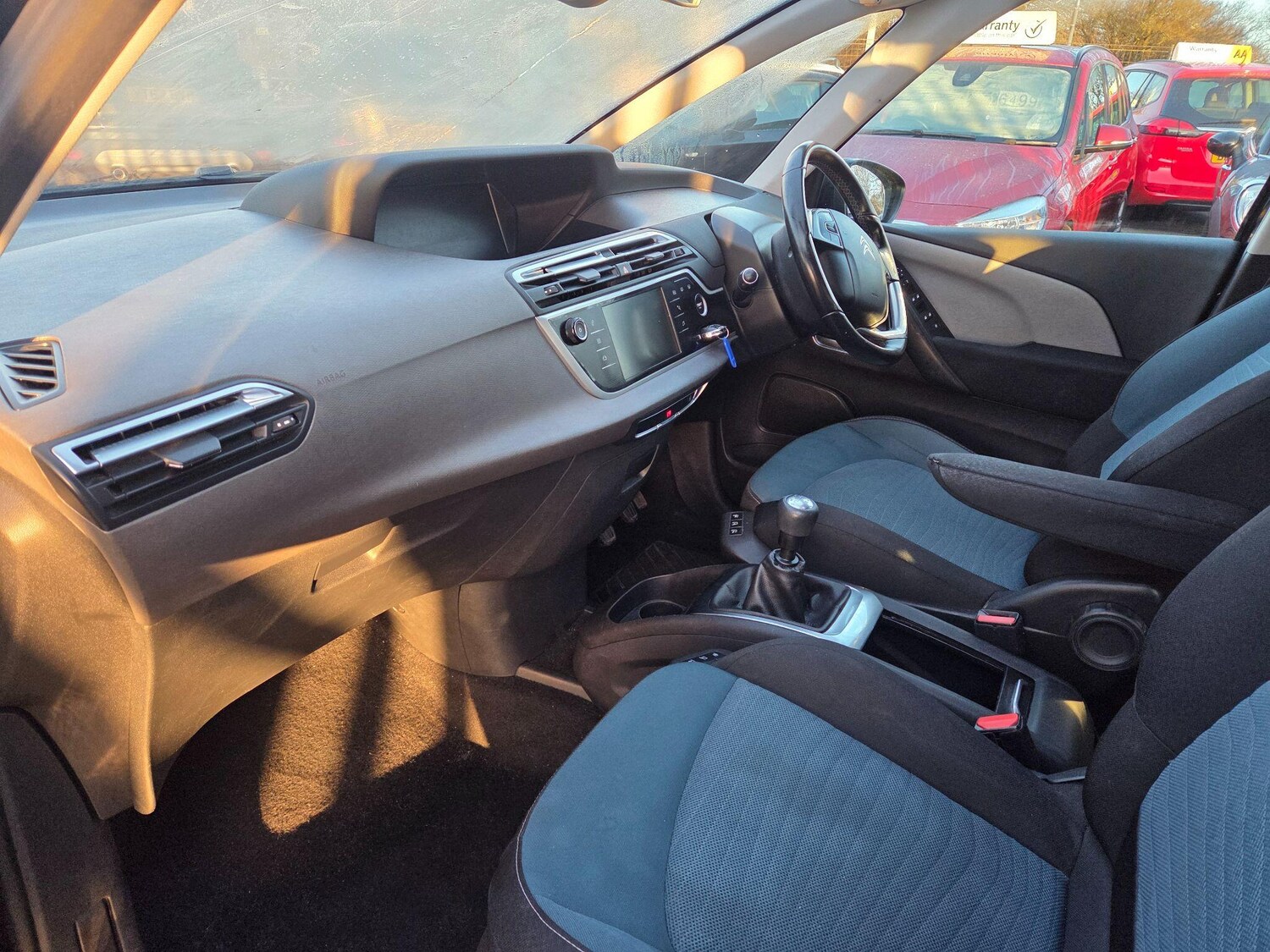 Used Citroen C4 Grand Picasso 2017 for sale - 76997092: Photo 10