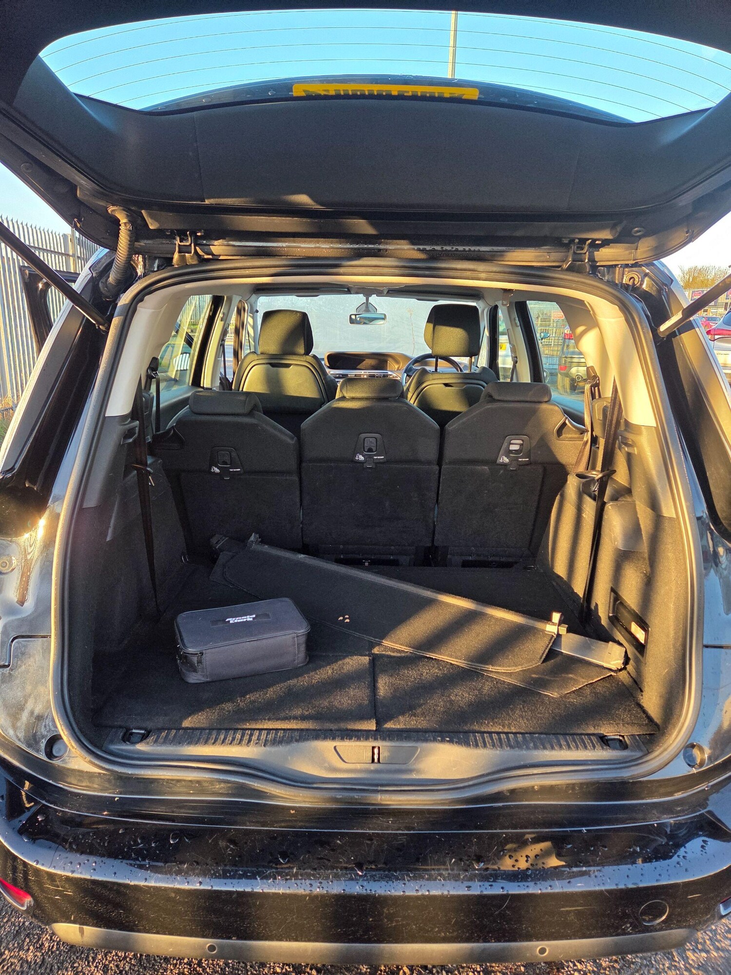 Used Citroen C4 Grand Picasso 2017 for sale - 76997092: Photo 8