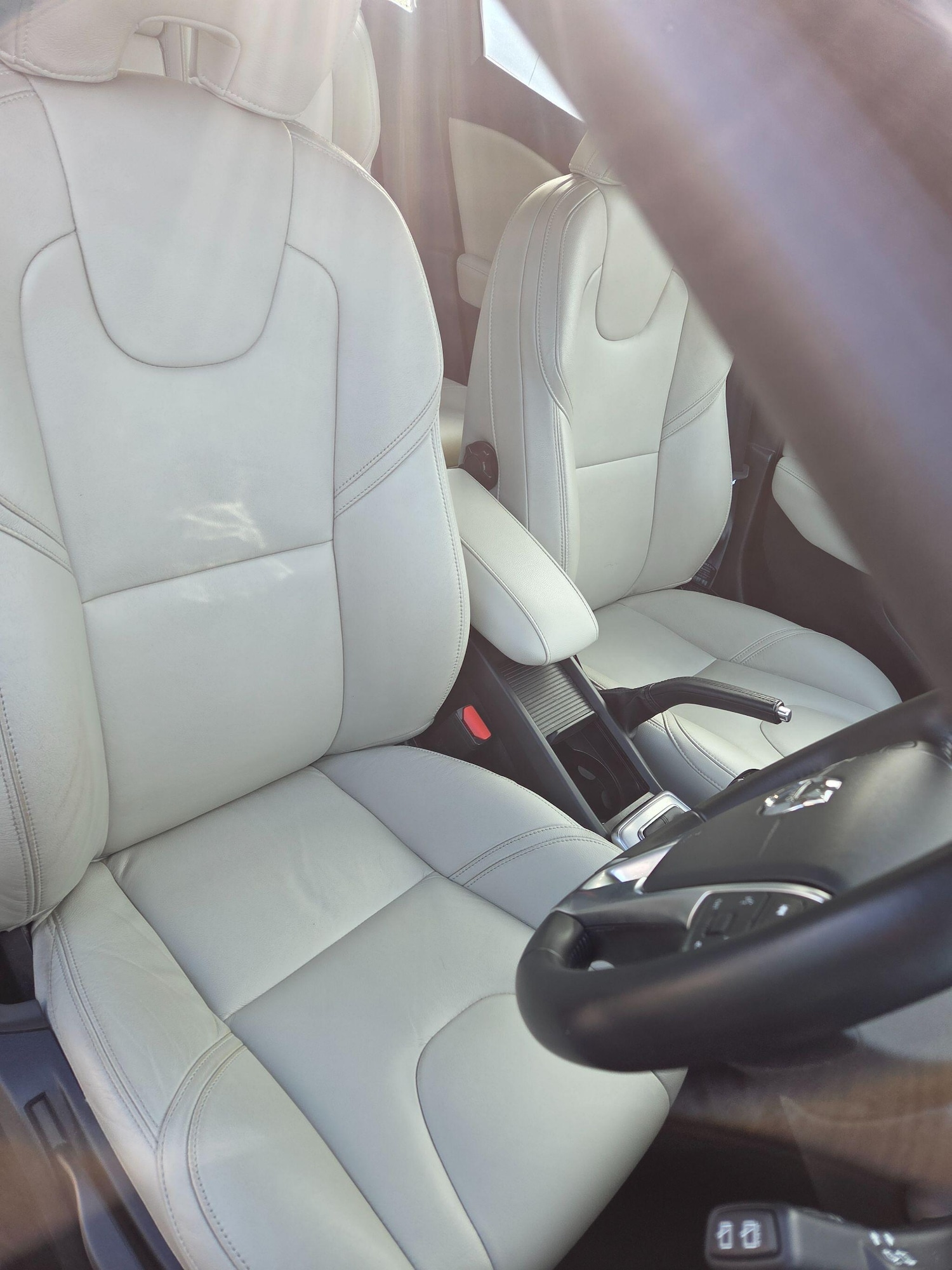 Used Volvo V40 2017 for sale - 78073124: Photo 8