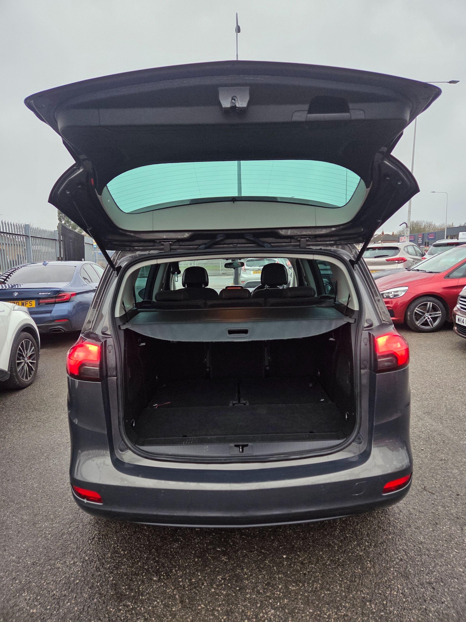 Used Vauxhall Zafira 2016 for sale - 76989171: Photo 9