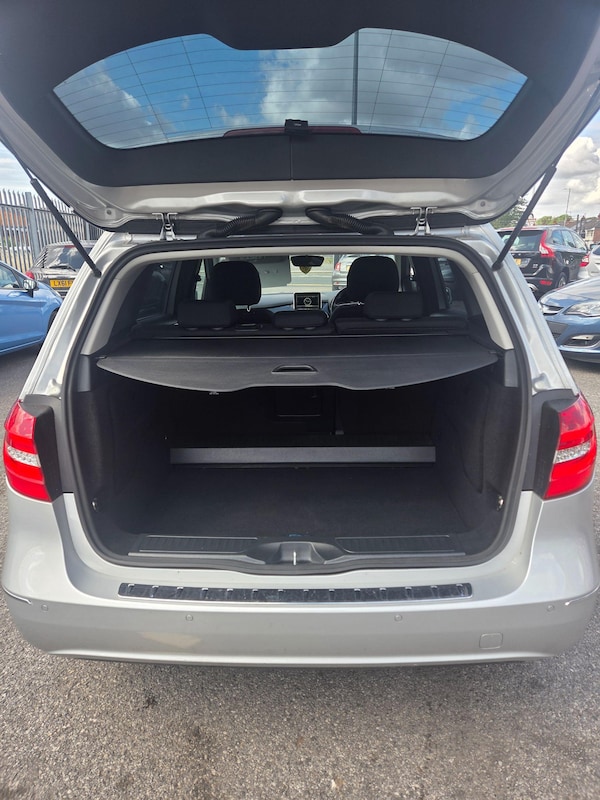 Used Mercedes-Benz B Class 2025 for sale - 75387798: Photo 4