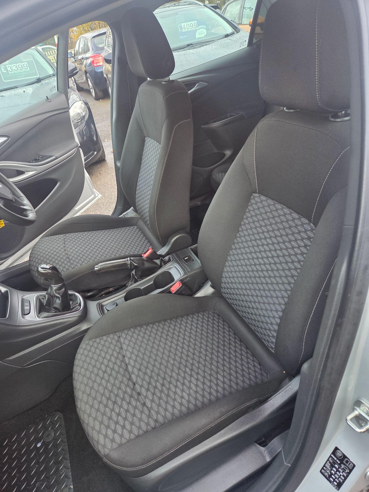 Used Vauxhall Astra 2017 for sale - 75756756: Photo 11