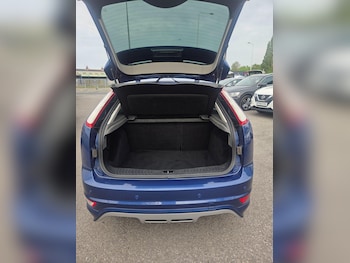 Used Ford Focus 2010 for sale - 78535430: Photo