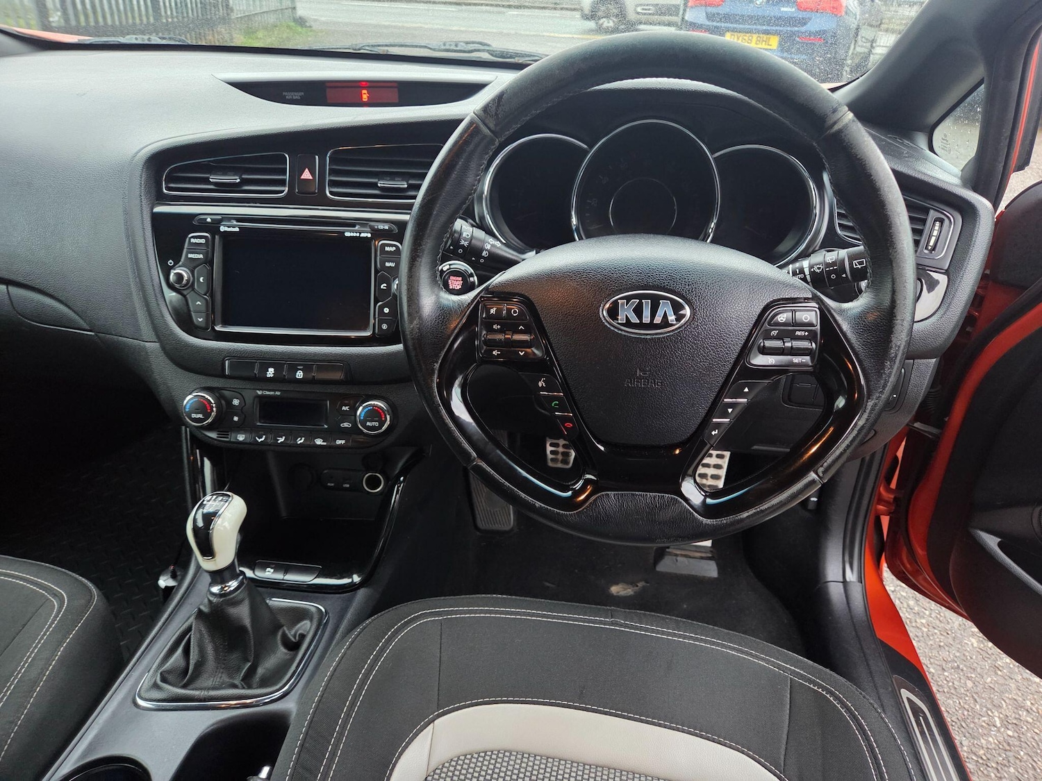 Used Kia Pro Ceed 2014 for sale - 77510236: Photo 12