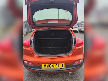 Used Kia Pro Ceed 2014 for sale - 77510236: Photo