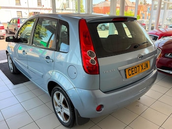Used Ford Fiesta 2007 for sale - 79479252: Photo
