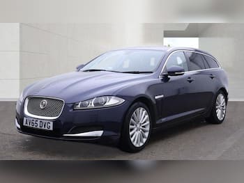 Used Jaguar XF 2015 for sale - 79845518: Photo