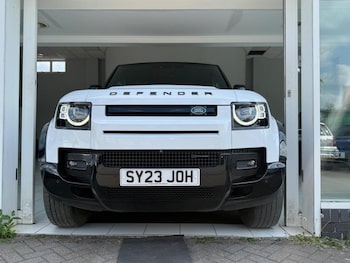 Used Land Rover Defender 90 2023 for sale - 79479239: Photo
