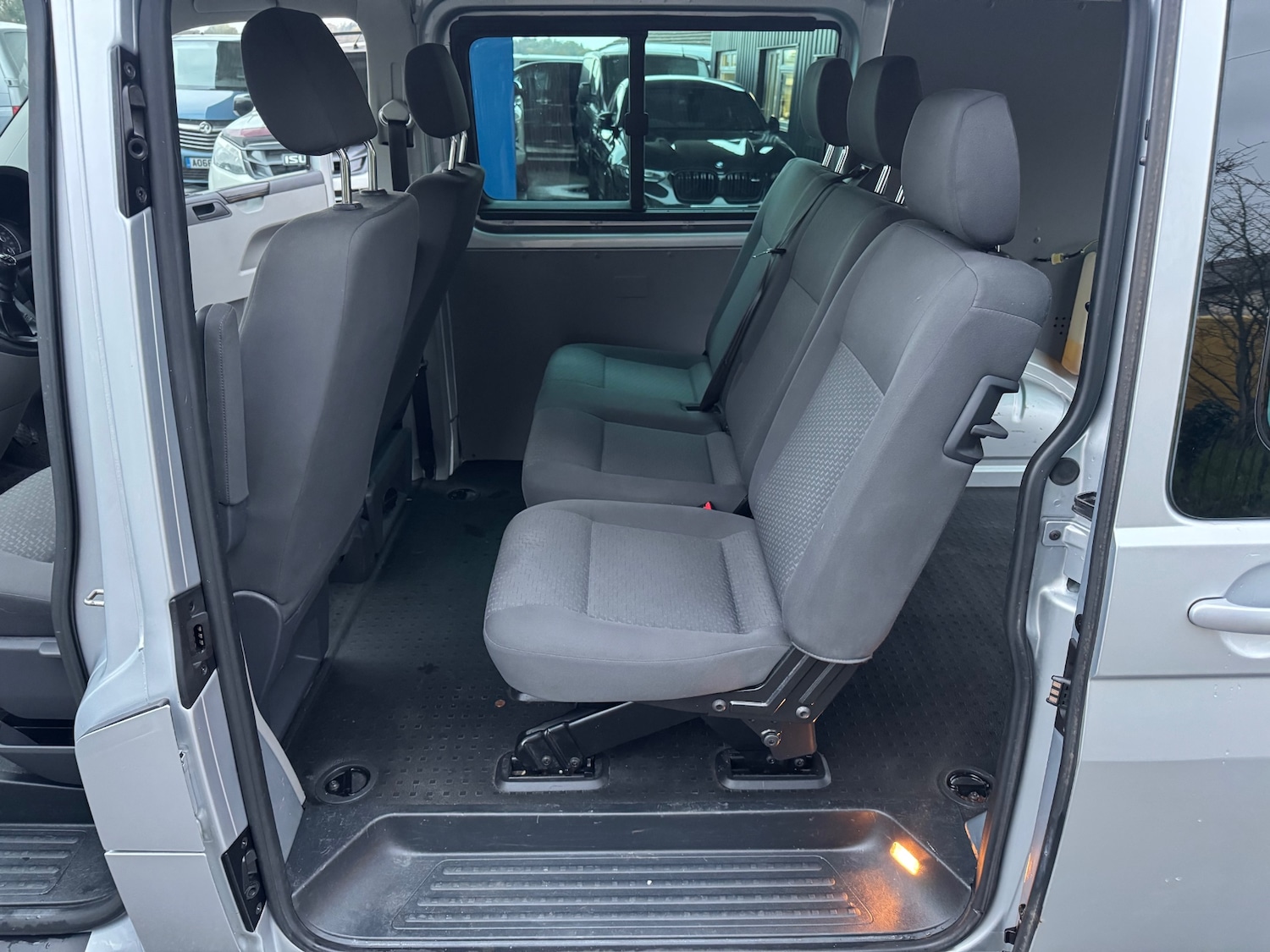 Used Volkswagen Transporter 2013 for sale - 76445054: Photo 15