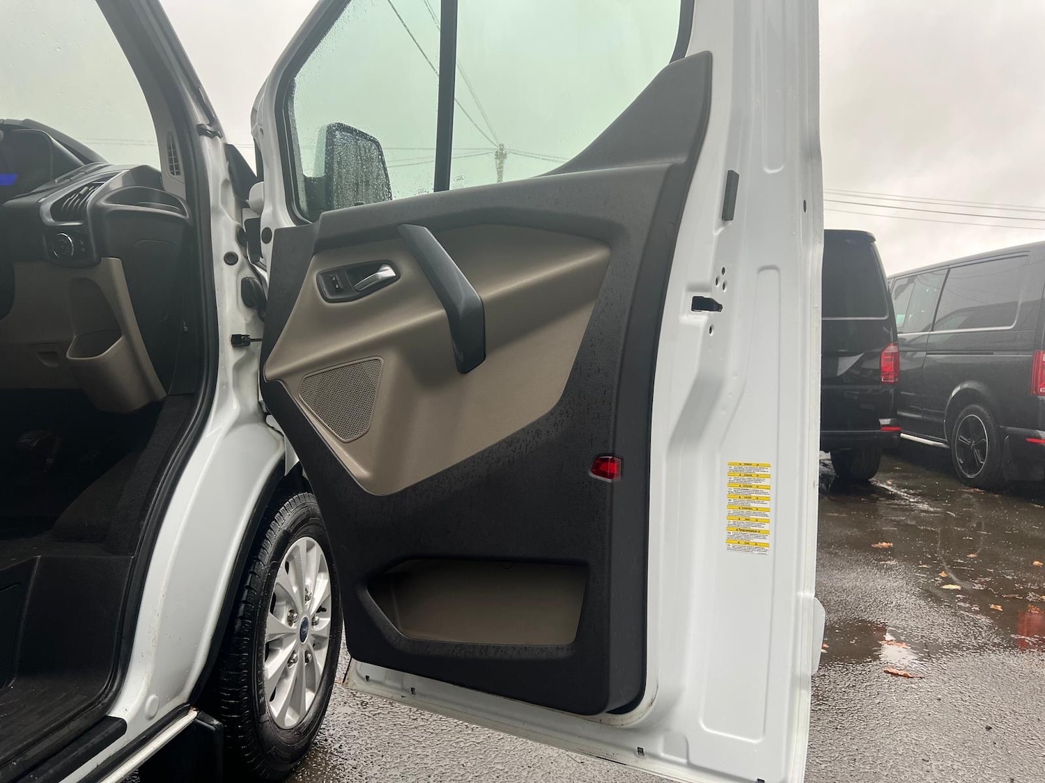 Used Ford Transit Custom 2015 for sale - 76445052: Photo 17