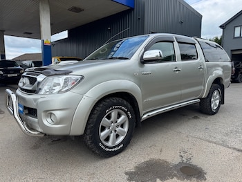 Used Toyota Hilux 2010 for sale - 78474819: Photo