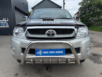 Used Toyota Hilux 2010 for sale - 78474819: Photo