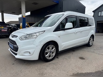 Used Ford Grand Tourneo Connect 2017 for sale - 79090556: Photo