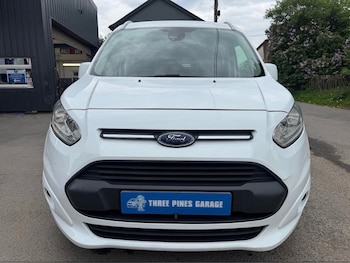Used Ford Grand Tourneo Connect 2017 for sale - 79090556: Photo