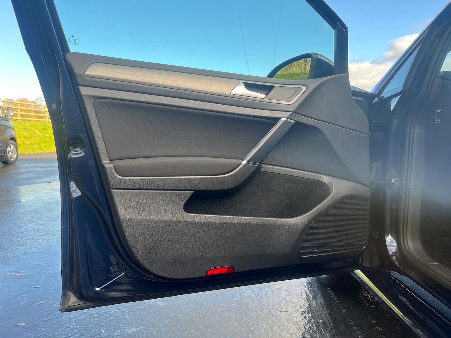 Used Volkswagen Golf 2015 for sale - 77137057: Photo 9