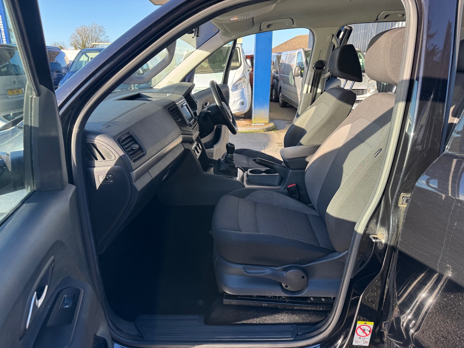 Used Volkswagen Amarok 2018 for sale - 76963778: Photo 16