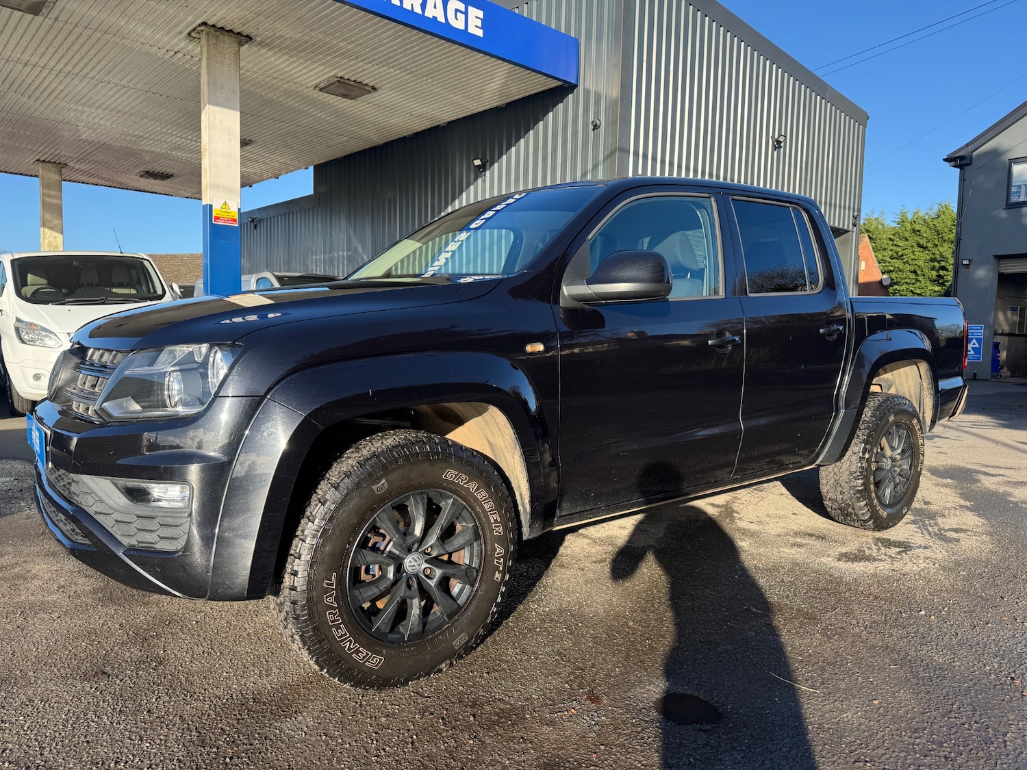 Used Volkswagen Amarok 2018 for sale - 76963778: Photo 2