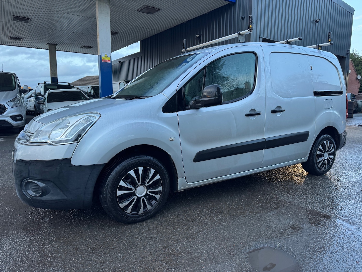 Used Citroen Berlingo 2014 for sale - 77057004: Photo 2