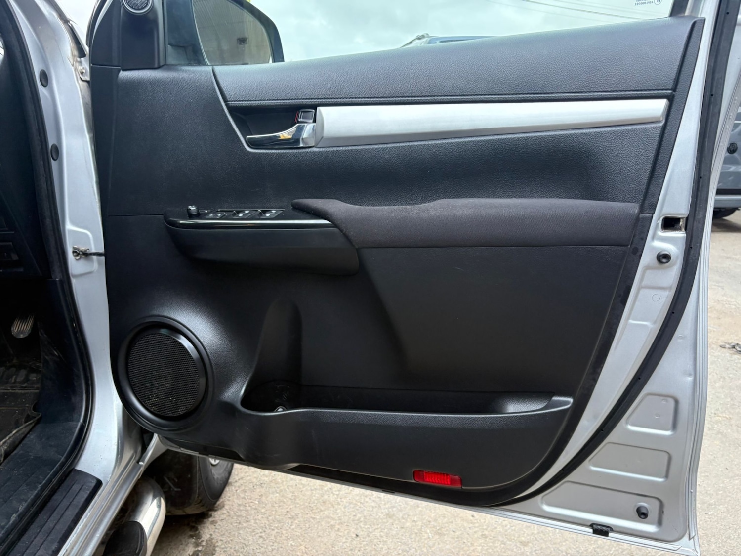 Used Toyota Hilux 2017 for sale - 77595722: Photo 16