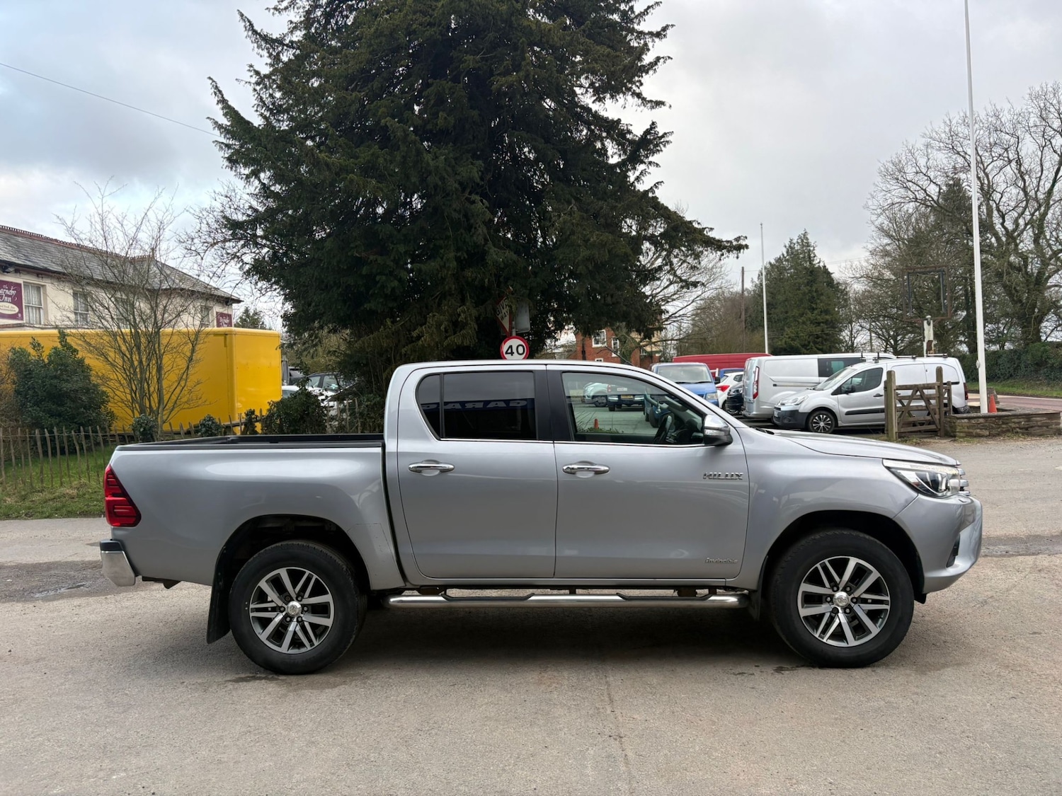 Used Toyota Hilux 2017 for sale - 77595722: Photo 5