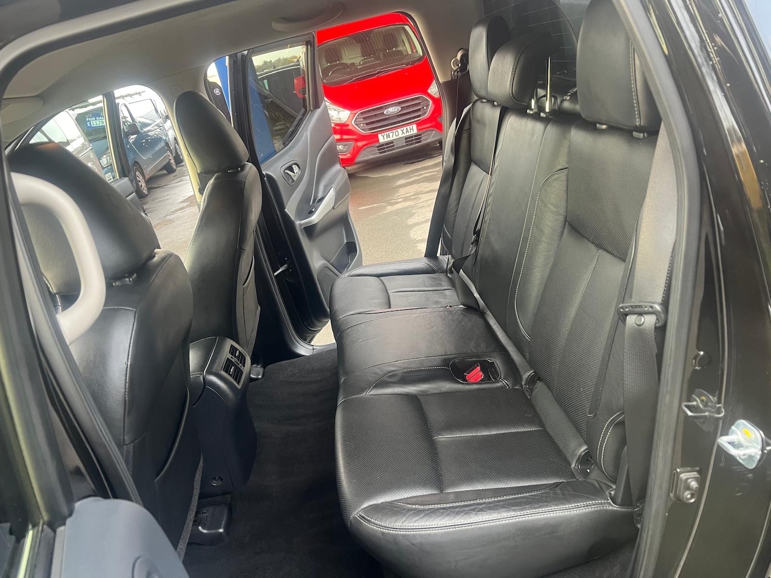 Used Nissan Navara 2018 for sale - 76799632: Photo 12