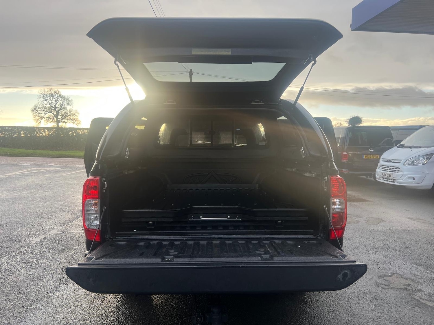 Used Nissan Navara 2018 for sale - 76799632: Photo 13