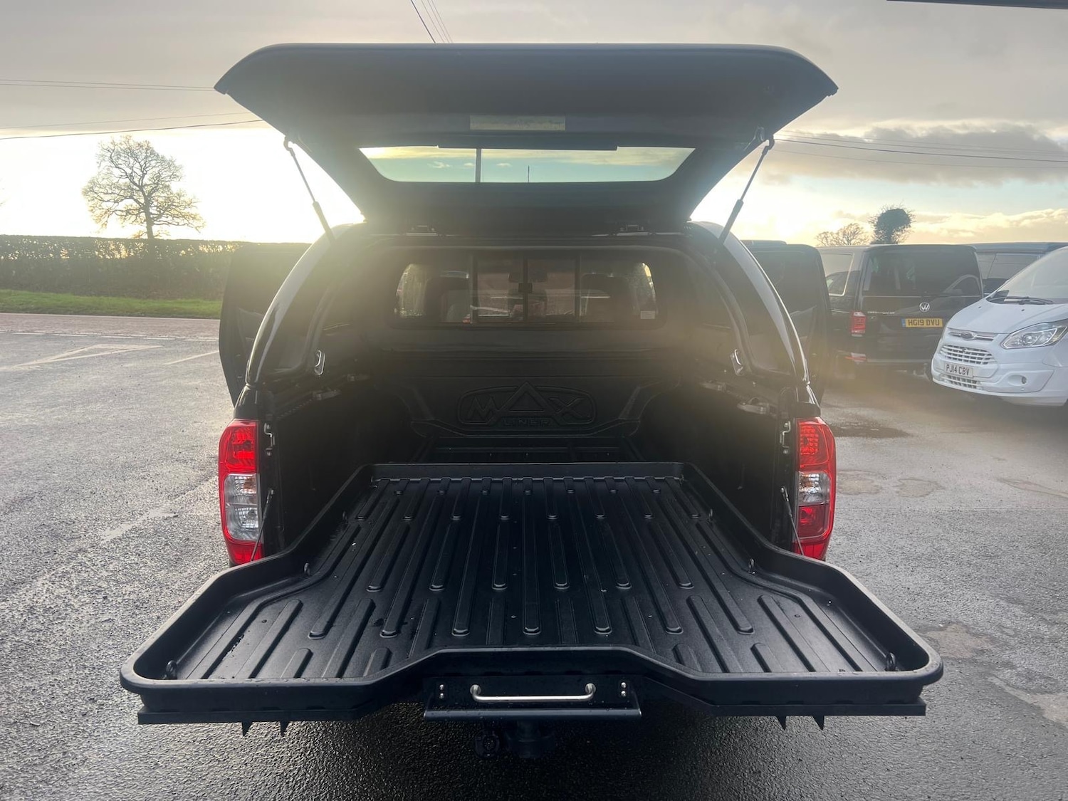 Used Nissan Navara 2018 for sale - 76799632: Photo 14