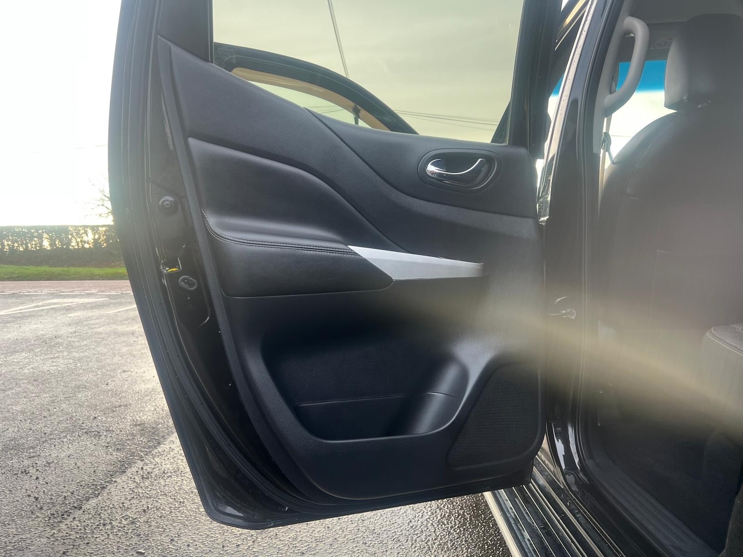 Used Nissan Navara 2018 for sale - 76799632: Photo 32