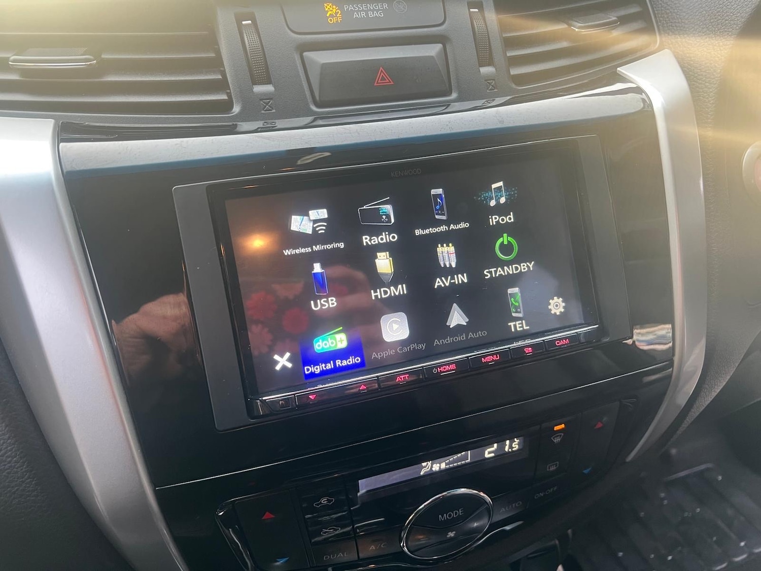 Used Nissan Navara 2018 for sale - 76799632: Photo 33