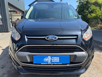 Used Ford Grand Tourneo Connect 2015 for sale - 75355705: Photo