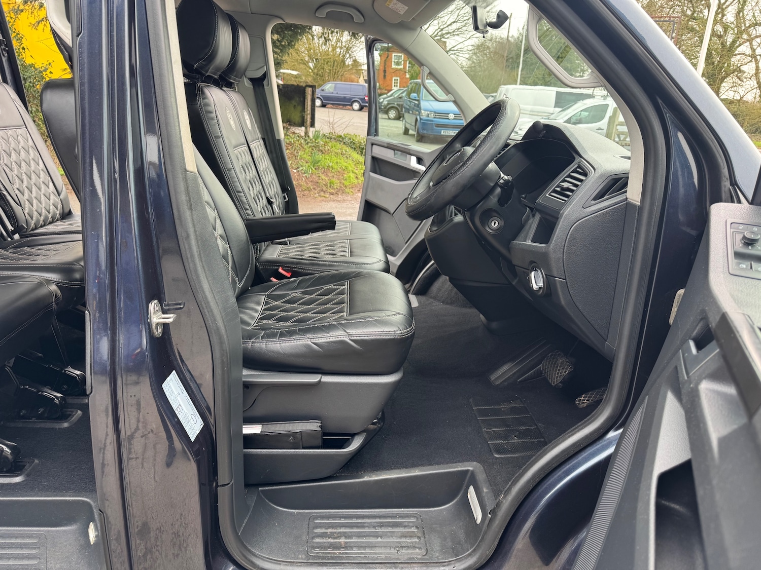 Used Volkswagen Transporter Shuttle 2016 for sale - 77235631: Photo 19