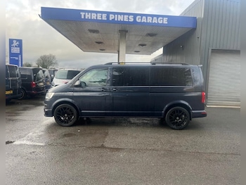 Used Volkswagen Transporter Shuttle 2016 for sale - 77235631: Photo