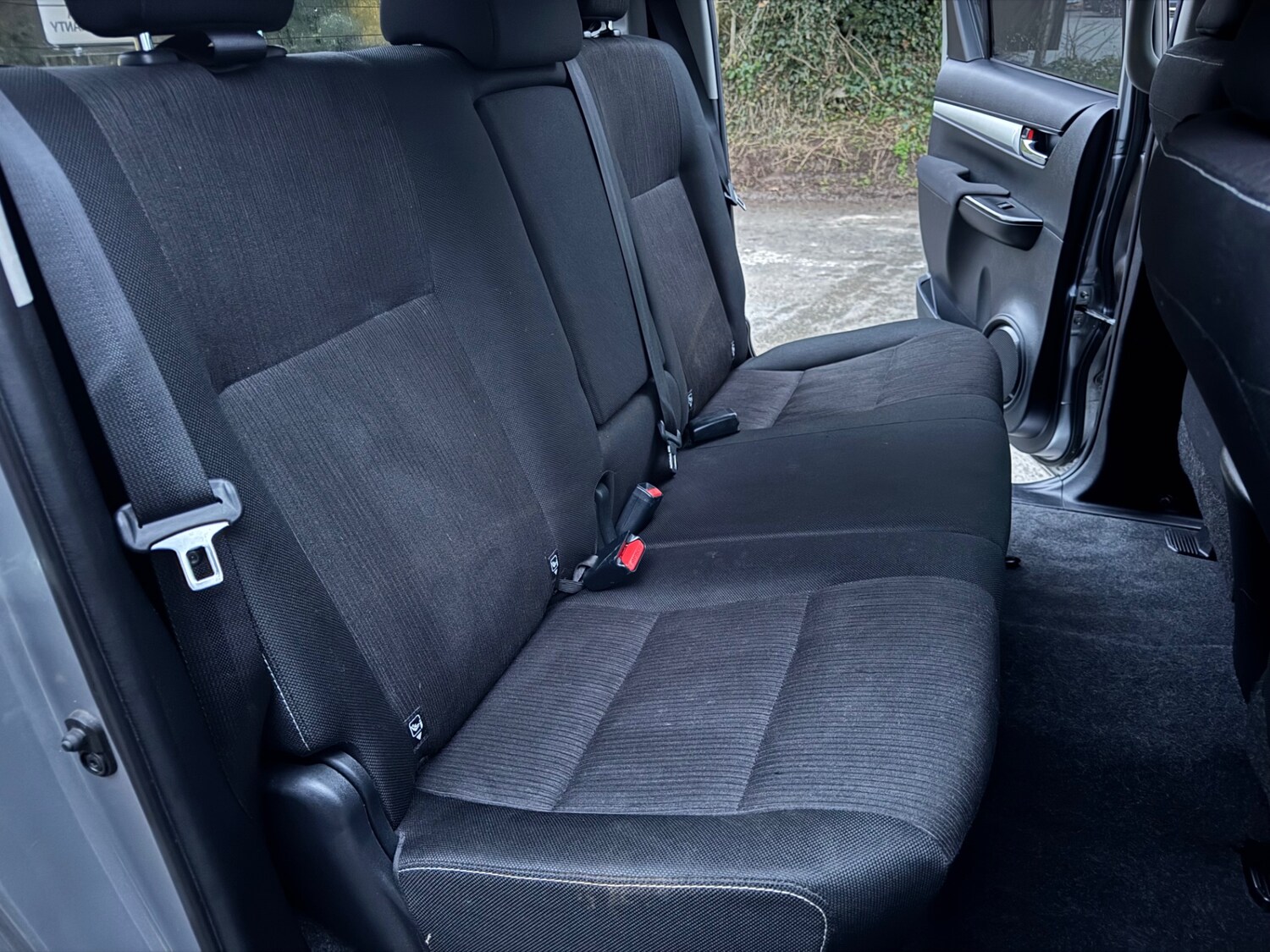 Used Toyota Hilux 2018 for sale - 77303450: Photo 11