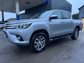Used Toyota Hilux 2018 for sale - 77303450: Photo