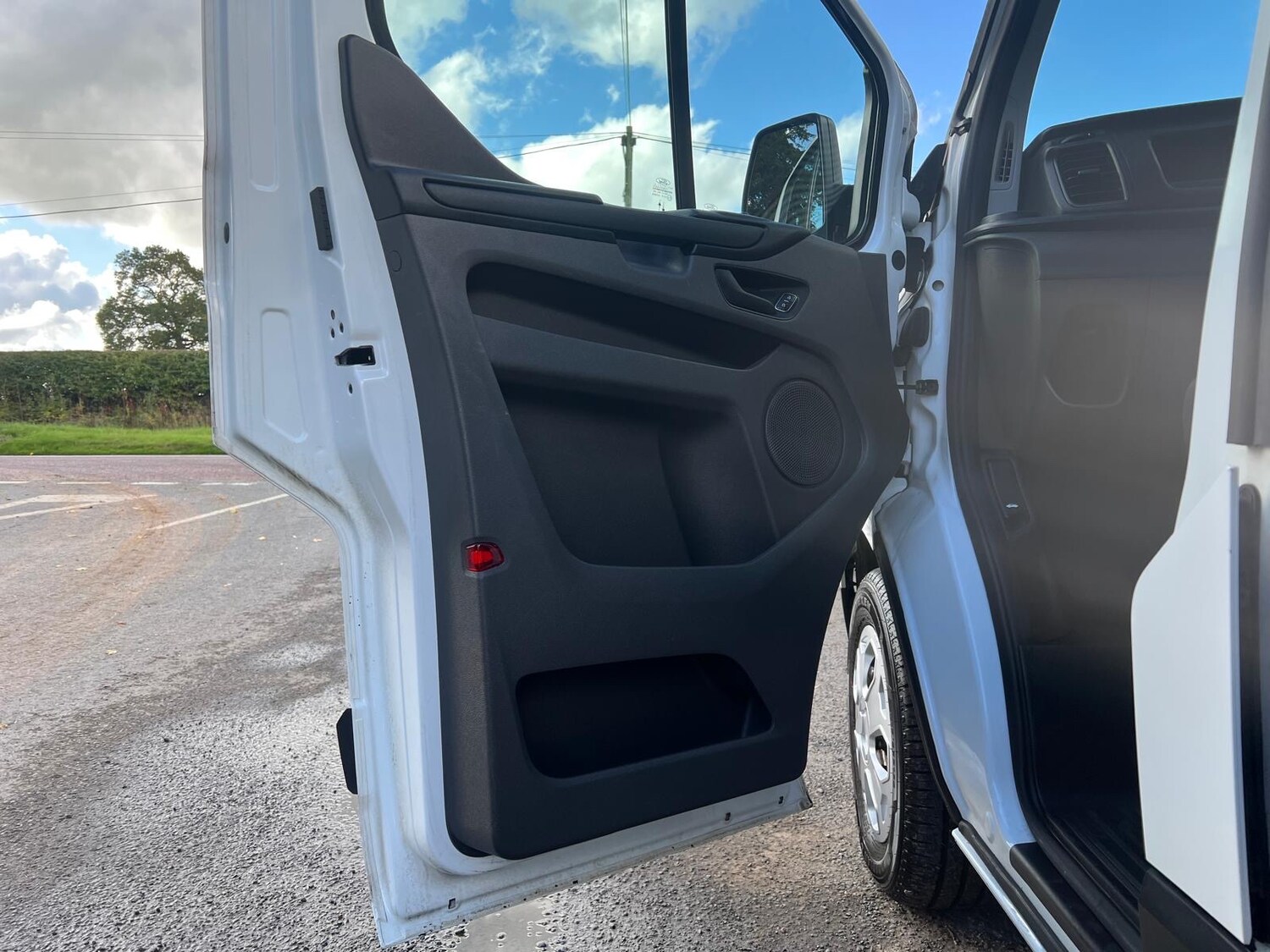 Used Ford Transit Custom 2020 for sale - 75890939: Photo 9