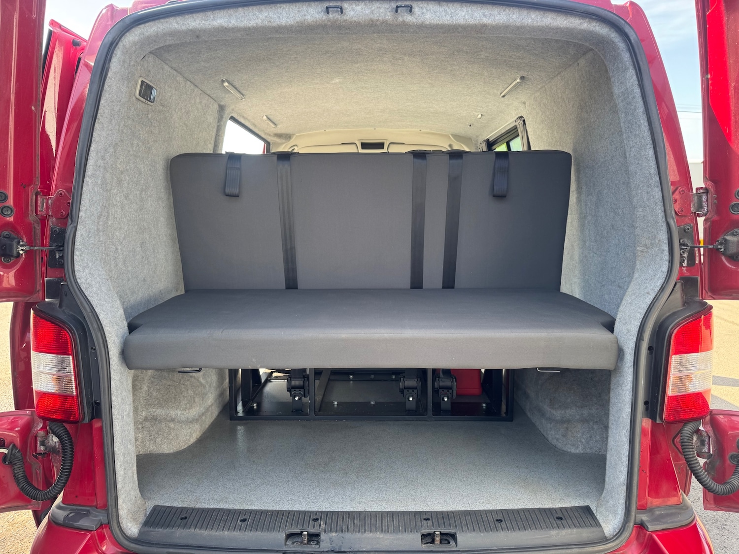 Used Volkswagen Transporter 2013 for sale - 78045789: Photo 11