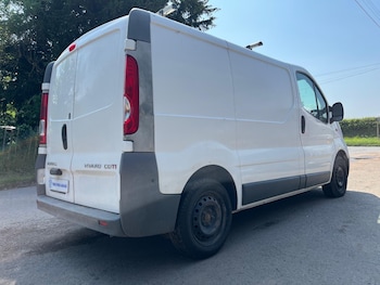 Used Vauxhall Vivaro 2010 for sale - 74720247: Photo