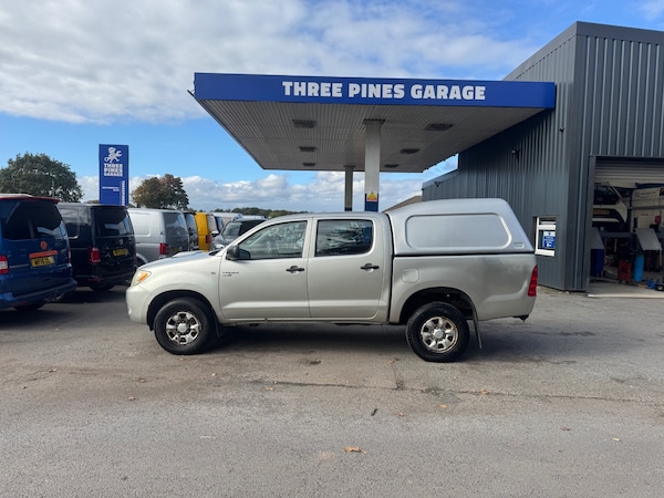 Used Toyota Hilux 2008 for sale - 76114390: Photo 1
