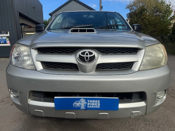 Used Toyota Hilux 2008 for sale - 76114390: Photo 3
