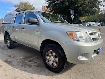 Used Toyota Hilux 2008 for sale - 76114390: Photo 4