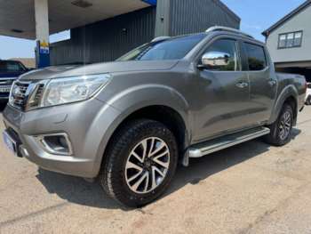 Used Nissan Navara 2016 for sale - 74796924: Photo
