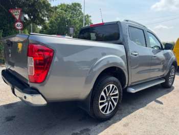 Used Nissan Navara 2016 for sale - 74796924: Photo