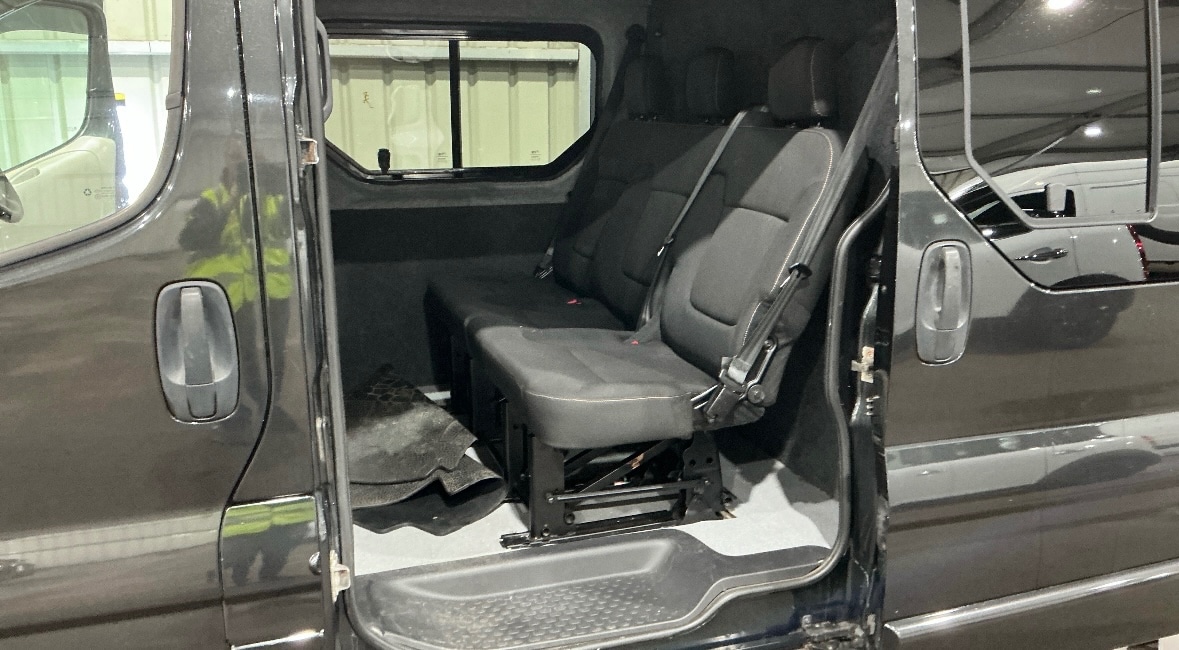 Used Vauxhall Vivaro 2013 for sale - 77001268: Photo 7